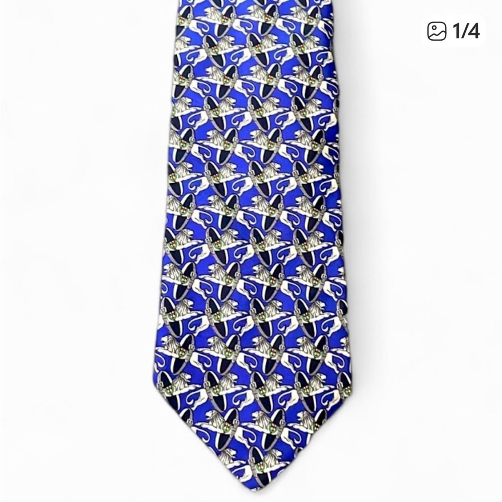 BROOKS BROTHERS Makers 100% Silk Neck Tie "Lions"